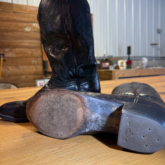 Mens Lucchese Ostrich Boot in Black Cherry Size 11 - Picture 7 of 10